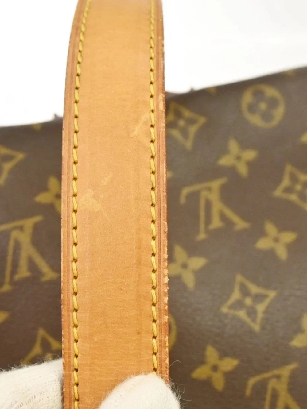 Best05 LOUIS VUITTON MONOGRAM SAUMUR 43 MESSENGER BAG M42252 AR8907 NQ09305